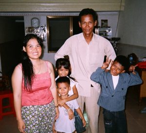 Kem Sereyvuth with family in 2002 (From Matt Dillon’s Private Collection )